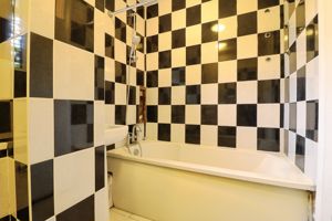 Photo 16- click for photo gallery